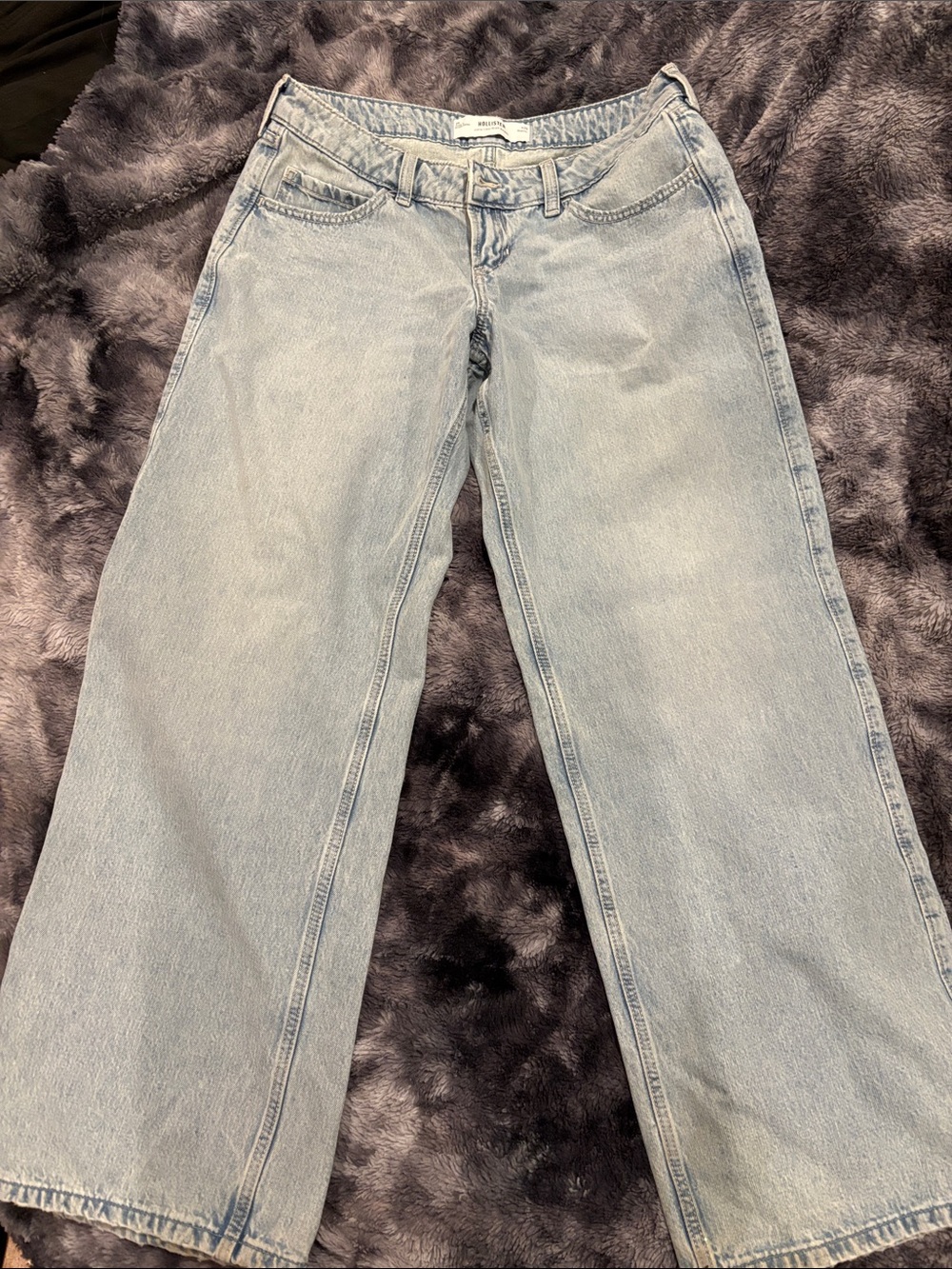 Hollister Ulta Low Rise Baggy
